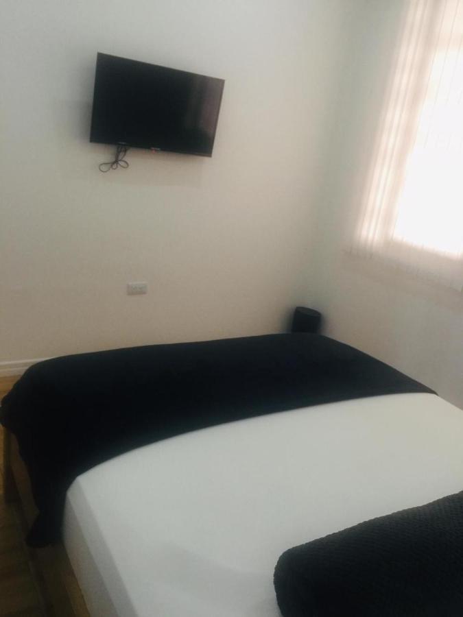 Three House Boutique Hostel *