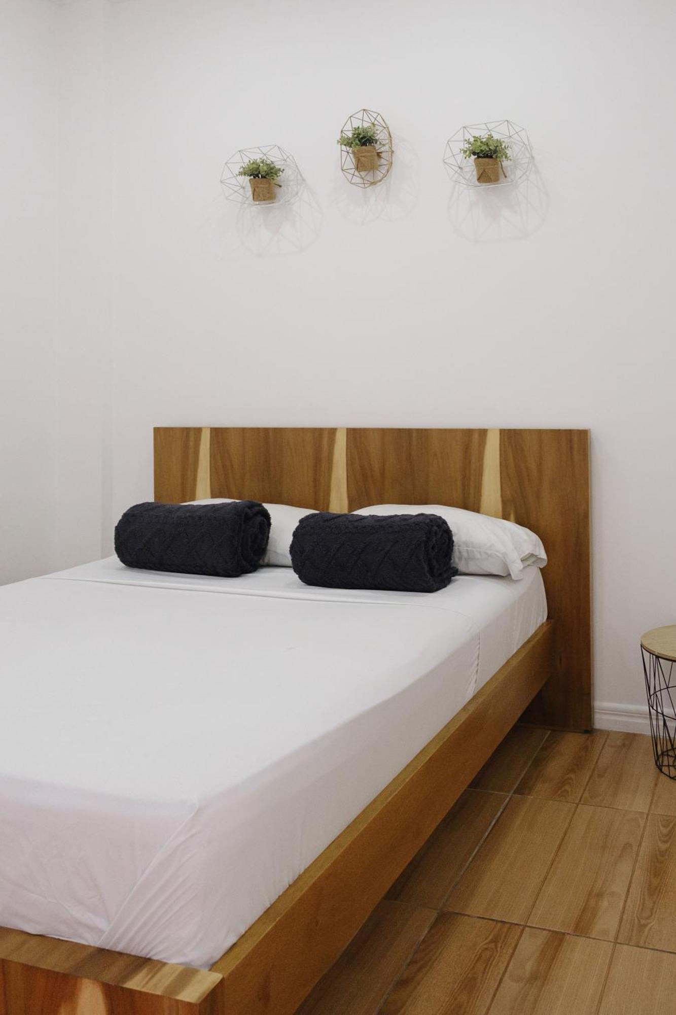 Three House Boutique Hostel *
